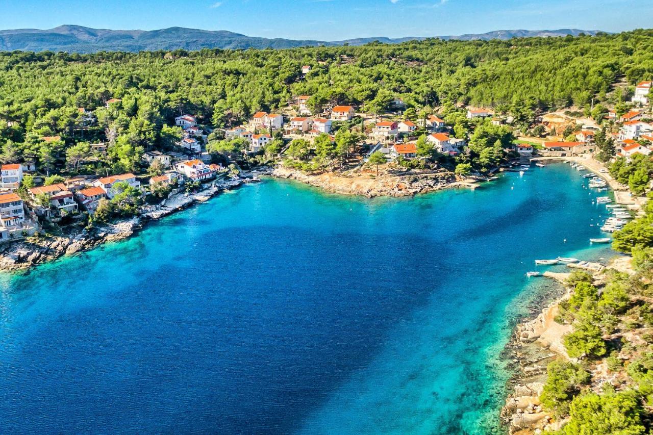 Apartments By The Sea Basina, Hvar - 542 Vrbanj Exterior photo