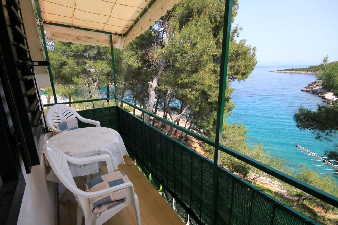 Apartments By The Sea Basina, Hvar - 542 Vrbanj Exterior photo